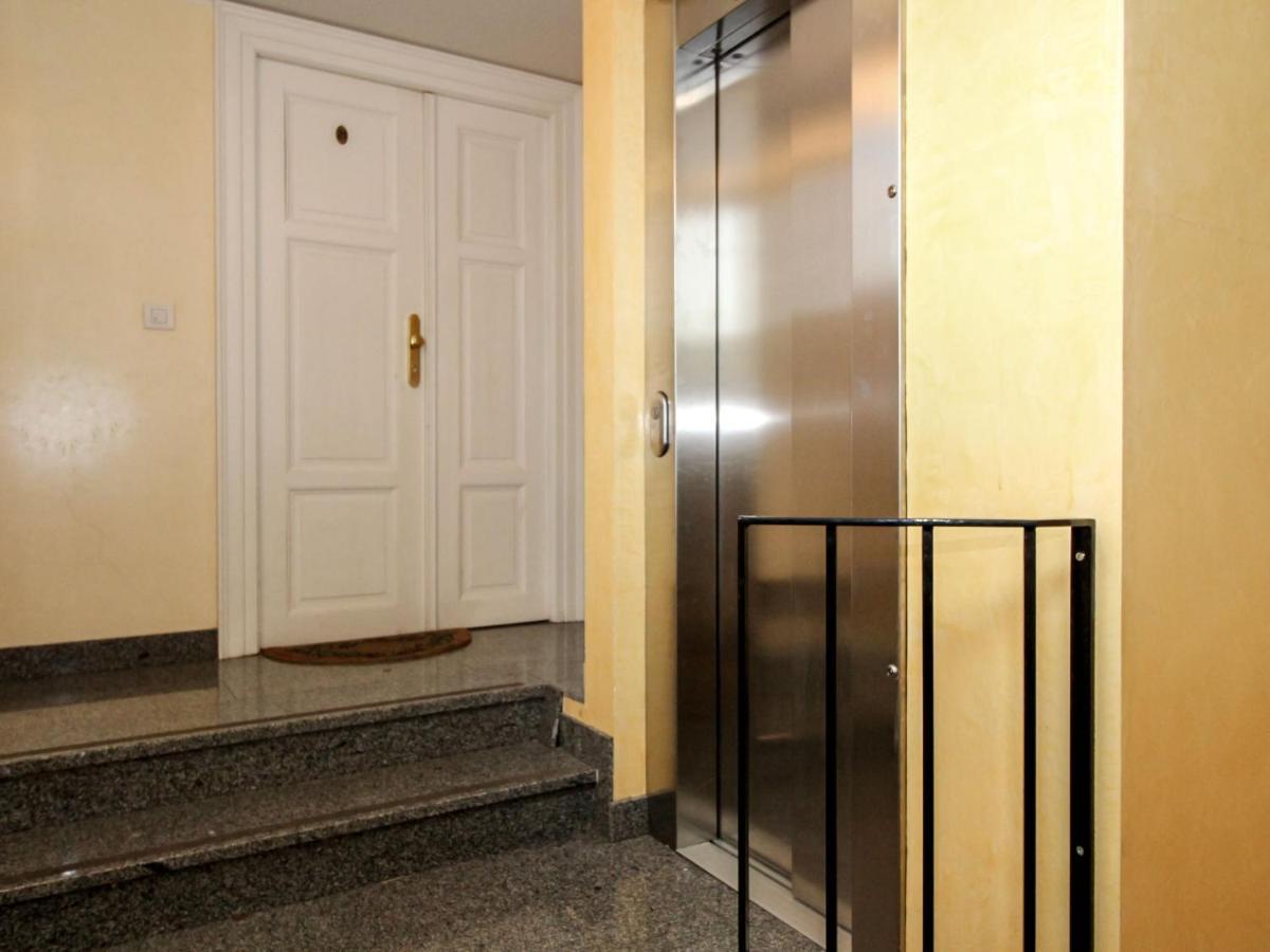 Apartment O21 By Interhome ปราก ภายนอก รูปภาพ